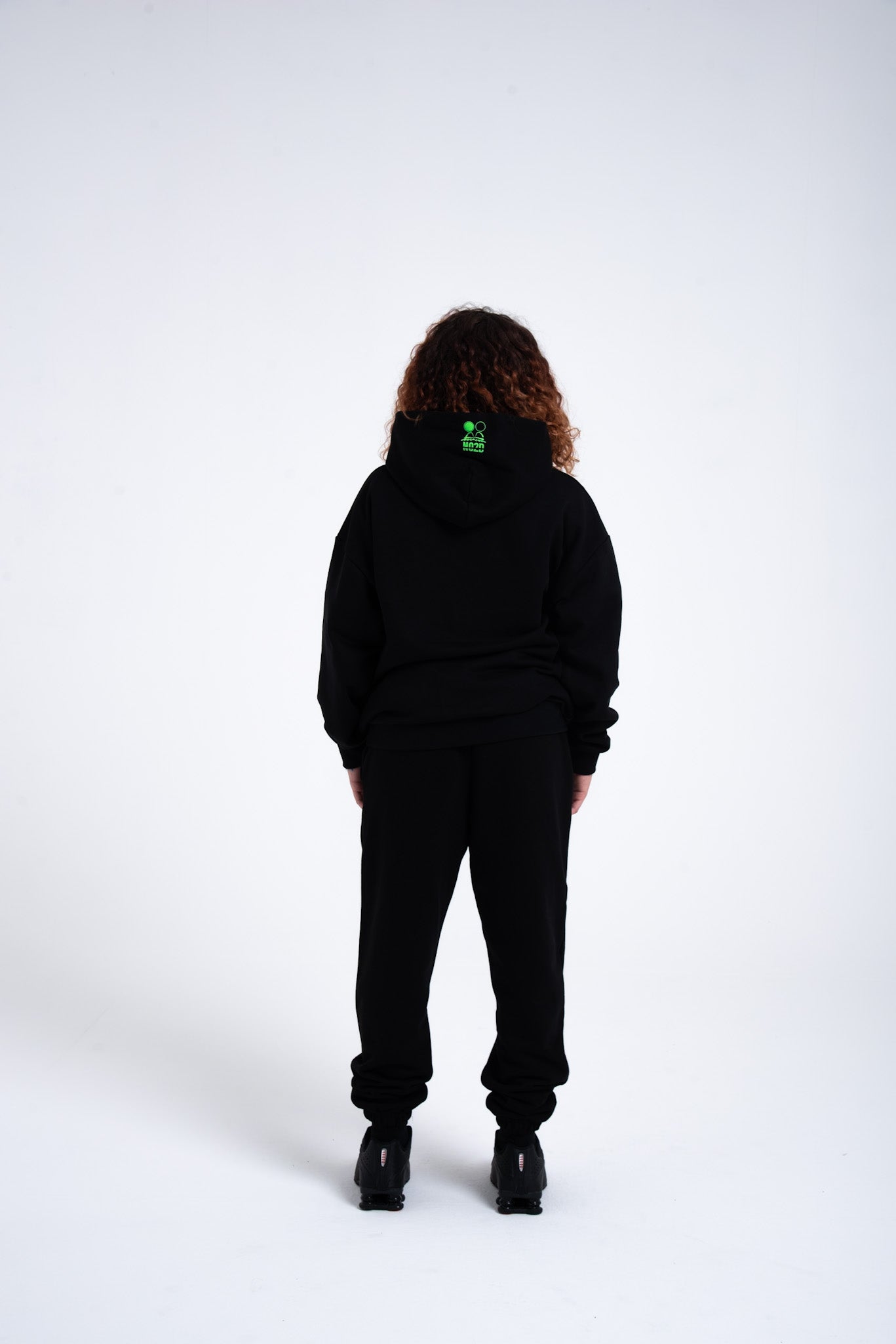 FELPA CON CAPPUCCIO - CELL // NEON_HOOD